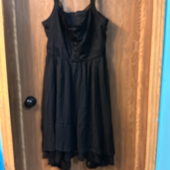 Torrid - Picture 1 of 9